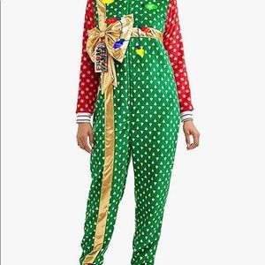 NWT secret treasures Santa present pjs sz large